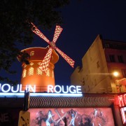 PARIS - Moulin Rouge © Sonia Jones